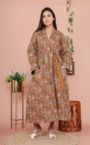 Albornoz de Invierno al por Mayor, Estampado, Acolchado de Algodón, con Cierre de Cinturón, Diseño Envolvente, Reversible, de Manga Larga - Product Image 3