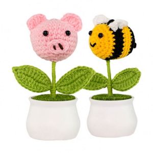 Juguete de Peluche de Conejo Tejido a Mano, Amigurumi Suave, para Bebés - Product Image 1