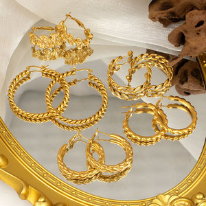 Gran oferta, pendientes de aro retorcidos con forma de orejas de <span class=keywords><strong>trigo</strong></span> para mujer y niña, pendiente Vintage texturizado de acero inoxidable, joyería chapada en oro de 18 quilates - Product Image 1