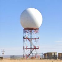 Torre de Radar Autoportante de Acero Angular Galvanizado en Caliente de 4 Patas, 30m, Cumple con ANSI/TIA-222-G, Color Rojo Alternante