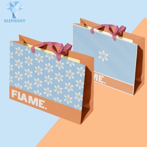 Environmental Certified Luxury Famous Brand Clothing <b>Sweet</b> Wedding Floral Gift Paper Bag Custom Print - Product Image 2