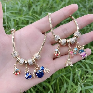 Pulsera de cadena de oro a la moda para niño, pulsera multi CZ, lápices labiales, zapatos de fútbol, pulsera deportiva - Product Image 3