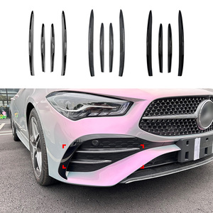 ชุดแต่งกระจังหน้า Mercedes-Benz CLA-Class AMG สีดำเงา ลายคาร์บอนไฟเบอร์ ชุบเงินเคลือบเงา พร้อมกาวติดตั้ง - Product Image 5