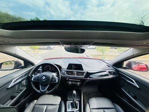 <span class=keywords><strong>BMW</strong></span> Serie 1 <span class=keywords><strong>118i</strong></span> <span class=keywords><strong>Sport</strong></span> <span class=keywords><strong>2018</strong></span> Usado, Sedán, Perfecto para Uso Diario, Confiable y Económico para Compradores de Autos Usados en Asia y África - Product Image 6
