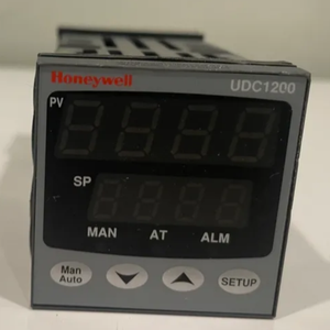 Controlador DIN UDC1200 Auténtico y Original, Suministro Directo - Product Image 4