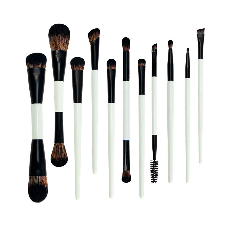 ชุดแปรงแต่งหน้าสีเขียว