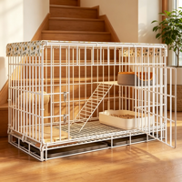 Cage à chat moderne en fer pour usage domestique avec grande porte latérale, plateforme à 2 niveaux, échelle et deux plateaux en plastique extractibles pour chats domestiques