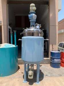 Vertical 100L SUS304 Liquid <b>Mixer</b> Agitator With Heating AC Motor 380V High Safety Level Mixing Equipment Lotion <b>Making</b> <b>Machine</b> - Product Image 5