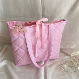 Bolsos de mano grandes de verano con estampado floral, bolsos de hombro de algodón acolchado personalizados de moda, bolsos de viaje y compras con lazo para mujer - Product Image 6