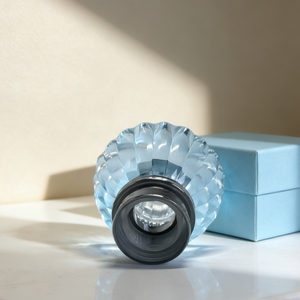 Capuchon de parfum <span class=keywords><strong>conique</strong></span> en <span class=keywords><strong>plastique</strong></span> mat de luxe vide, personnalisé, 15 mm, motif floral - Product Image 4