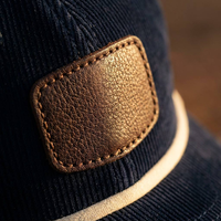 Casquette de baseball personnalisée en velours côtelé avec patch en cuir et visière en corde, style vintage premium, unisexe, vente en gros, avec sangle à boucle