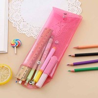 Vente en gros pochettes de rangement transparentes à bouton pression en PVC porte-sac de papeterie simple pour filles pour exposition au supermarché