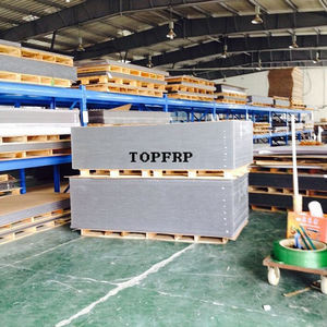 Láminas y Paneles de Policarbonato Transparentes, Sólidos, Industriales y Duraderos para Aplicaciones en Techos de Hospitales, Parques y Almacenes - Product Image 5