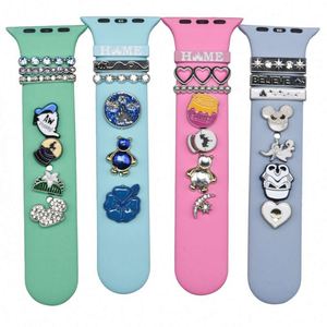 Cinturino in Silicone decorativo con anello a farfalla decorazione con diamanti per <span class=keywords><strong>Apple</strong></span> <span class=keywords><strong>Watch</strong></span> <span class=keywords><strong>accessori</strong></span> per orologi in metallo ciondoli con cinturino - Product Image 1