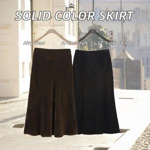 Nuevos pantalones cortos de mujer con estampado de tigre y leopardo, doble botonadura, cintura alta, solapa con diamantes estampados en caliente y mangas largas - Product Image 2
