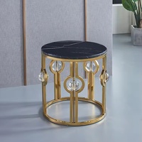 Ensembles de salon de meubles de maison modernes-Tables basses en marbre de luxe et tables d'extrémité en métal, tables d'appoint élégantes pour hôtels