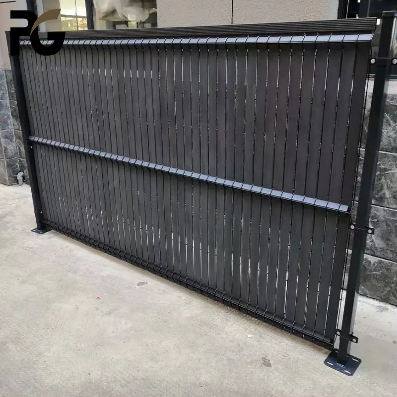 Vertical Strip Anti-UV 3D Privacy Garden Fence Panels Rigid PVC Privacy Slats 3D Panel Fence With Privacy Slats Price for Sale
