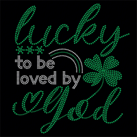 Applique thermocollante personnalisée en strass vert cristal « Heureux d'être aimé par Dieu » pour la Saint-Patrick, pour chemises et sacs