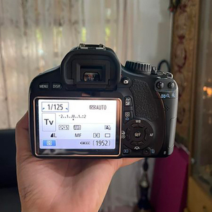 Máy quay phim DSLR chuyên nghiệp, thân máy mới 99%, hàng chính hãng DF Wholesale, model 550D 600D 700D - Product Image 3