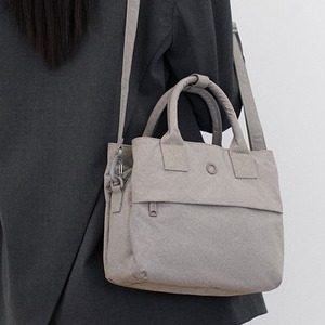 Bolso de Mano KEIRYO Ailé de Nailon Ligero con Tela Reciclada, 26x21cm, para Mujer, Disponible en Taiwán - Product Image 1
