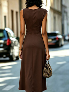 Nouvelle robe midi élégante pour femme, style européen et américain, couleur café, col drapé, asymétrique, sans manches, avec ceinture à nouer et jupe évasée large - Product Image 5