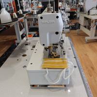Siruba F006 Machine à coudre à lit plat de haute précision pour composants métalliques Système de lubrification automatique contrôlé par CNC certifié CE