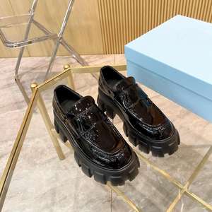 Zapatos de cuero genuino con suela gruesa, que aumentan la altura, estilo mocasín, sin cordones, nuevo estilo, clásico británico, zapatos escolares negros. - Product Image 1