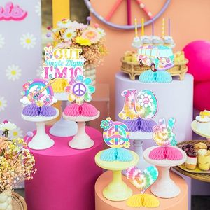 Décorations Tie Dye pour 10e anniversaire de filles, <span class=keywords><strong>8</strong></span> pièces, centres de table en nid d'abeille, thème arc-en-ciel rétro hippie, papier imperméable - Product Image 3