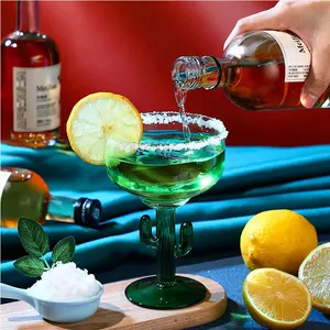 Copas de Cactus y Margarita sopladas a mano, cristal de cóctel verde Saguaro Para Margarita - Product Image 3