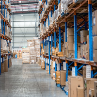 Systèmes de rayonnages industriels avec étagères métalliques robustes pour solutions de stockage