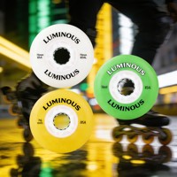 Patins à roulettes quad lumineux multicolores avec roues en PU clignotantes, roulements ABEC-7 à rebond élevé, résistants à l'usure – Vente en gros usine
