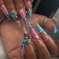 En gros Kits de faux ongles à presser en acrylique faits main, longs Stiletto, Nude, Vert sauge, avec motif feuille et ligne dorée, pré-conçus