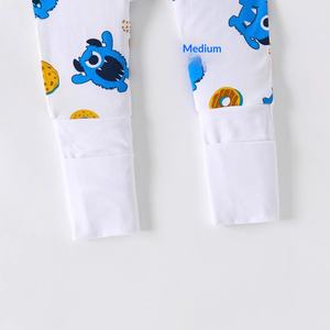 Combinaison bébé à fermeture éclair en fibre de bambou 95% avec imprimé numérique motif biscuit monstre et couvre-pieds pliable pour 0-24 mois - Product Image 4