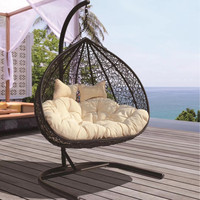 Balançoire suspendue moderne et personnalisable en rotin tressé double pour patio, jardin, salon extérieur, parc, hôtel, enfants et adultes, pour la détente