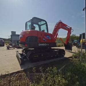 High Quality Korea Original Second Hand Hydraulic Crawler DOOSAN 60cheap Price Excavator Dh60 <b>Red</b> Good Condition - Product Image 4