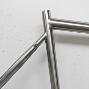 โครงจักรยานไทเทเนียมคลาสสิกของจีนสำหรับใช้บนถนน - Product Image 4