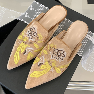 2025 New Elegant Embroidered <b>Flat</b> slippers European and American Fashion Sexy Slip-on Trendy Women's Shoes - Product Image 6
