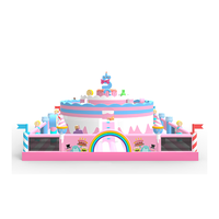 Château gonflable commercial en forme de maison de pain d'épices, château gonflable pour enfants, fête en plein air, design à thème avec gâteau et bonbons pour les fêtes