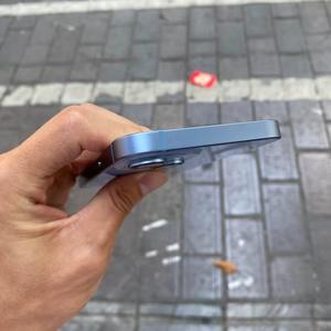 สมาร์ทโฟนรุ่นปรับปรุงใหม่ ขนาด 6.1 นิ้ว ความจุ <span class=keywords><strong>128GB</strong></span> รองรับ 5G ปลดล็อคแล้ว กล้องคู่ (รุ่นปี <span class=keywords><strong>2022</strong></span>) - Product Image 1