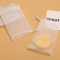 Sac à savon en filet à cordon de serrage fait à la main en matériau écologique vendu dans plus de 40 pays