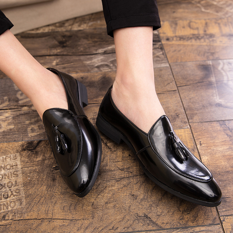 Chaussures Habillées Homme Florsheim - Pointure 9D US - Noir Bout D'aile Avec Pompons - Occasion