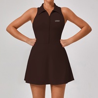 Robe de sport athlétique pour femme, coupe droite, unie, mini, sans manches, col demi-zip, avec short intégré, poches et taille élastique, pour le tennis et le golf
