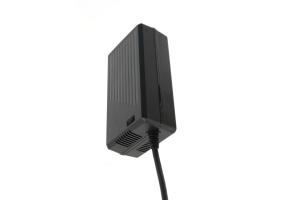 Cargador de Batería para Scooter 54.6V 6A, Carcasa de PC Ignífuga Premium, Revisión DFM para Reducir los Riesgos de Producción en Masa - Product Image 2