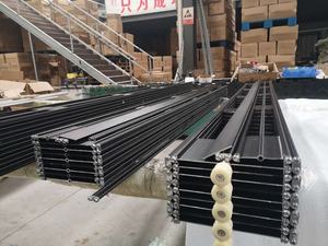 Portes pliantes en polycarbonate transparent design moderne <span class=keywords><strong>Porte</strong></span> <span class=keywords><strong>coulissante</strong></span> pliante en aluminium PC pour <span class=keywords><strong>magasin</strong></span> commercial <span class=keywords><strong>Prix</strong></span> d'usine fini - Product Image 2