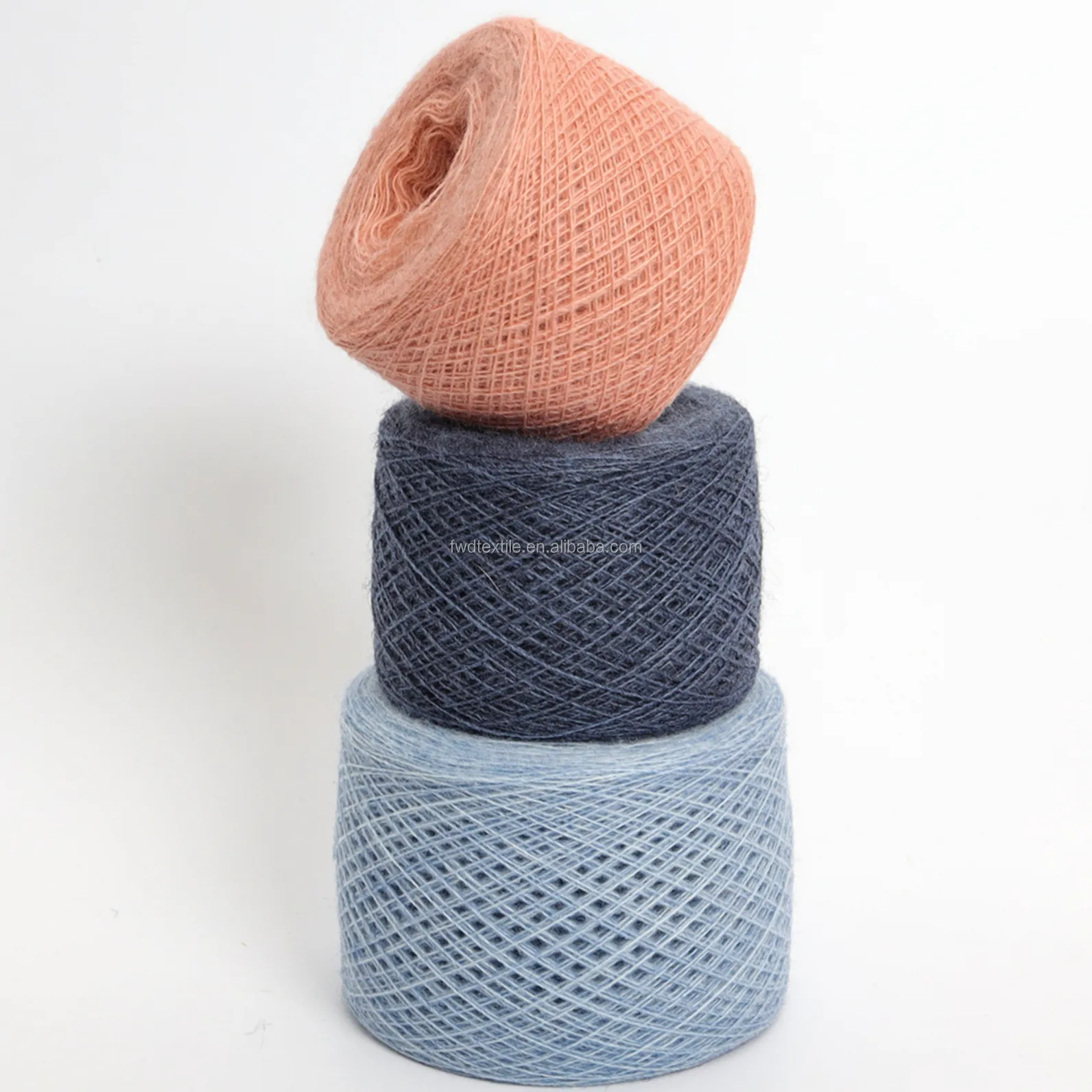 Auf Lager 16Nm/1 Wolle/Acryl gefärbt Fancy Yarn Blended Roving Garn für Pullover