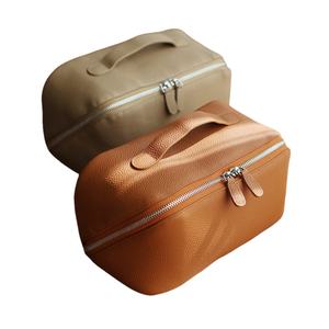 Sac de <span class=keywords><strong>rangement</strong></span> de <span class=keywords><strong>maquillage</strong></span> en cuir PU bon marché direct d'usine de la Chine sac de <span class=keywords><strong>maquillage</strong></span> de grande capacité étui de voyage portable sac cosmétique pour femmes - Product Image 1