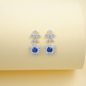 Boucles d'oreilles en argent 925 avec saphir bleu cultivé en laboratoire, design papillon ajouré, bords en dentelle, élégantes et gracieuses H - Product Image 5