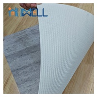 Décoration murale en pierre artificielle légère et flexible pour une utilisation en intérieur et en extérieur