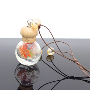 New Design 7ml Clear <strong>Car</strong> Perfume Pendant <strong>Refillable</strong> Air Freshener <strong>Diffuser</strong> Glass Bottle OEM - Product Image 2