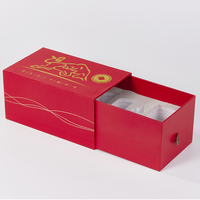 Kotak Hadiah Koin Suvenir Berlapis Emas dari Kertas Kaku Merah dengan Busa di Dalamnya dan Laci Geser